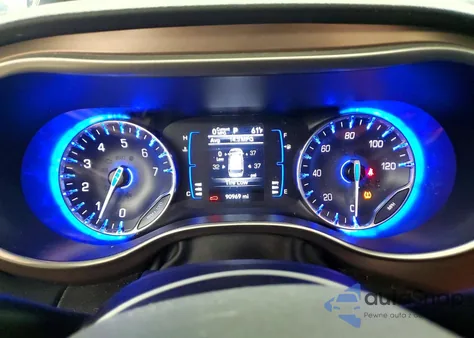 2023 Chrysler Voyager Lx из США, поврежденный, VIN 2C4RC1CGXPR577177